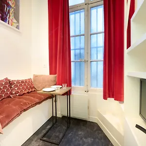  Appartement Amazing 2p - Place Saint Georges/ Martyrs